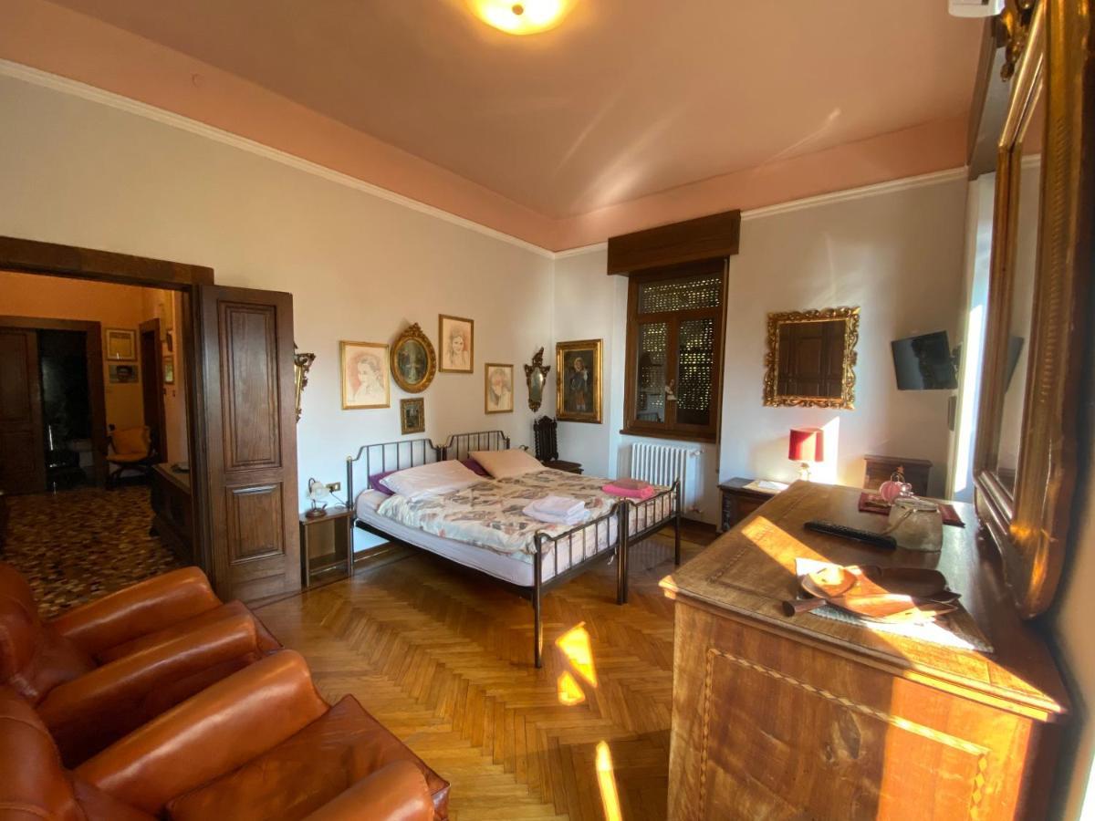 Suitecastlelakeview 1 Bellano Extérieur photo
